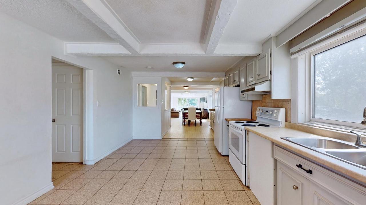 Main Beach River Retreat - Wasaga Beach 1 - Main Strip - 95 Mosley St Екстериор снимка