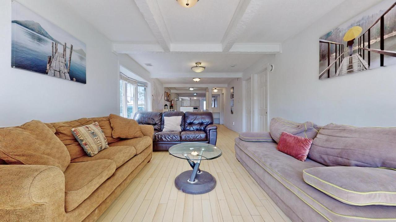 Main Beach River Retreat - Wasaga Beach 1 - Main Strip - 95 Mosley St Екстериор снимка