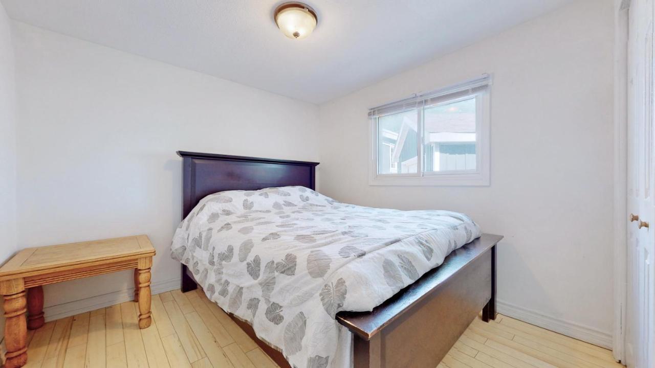 Main Beach River Retreat - Wasaga Beach 1 - Main Strip - 95 Mosley St Екстериор снимка