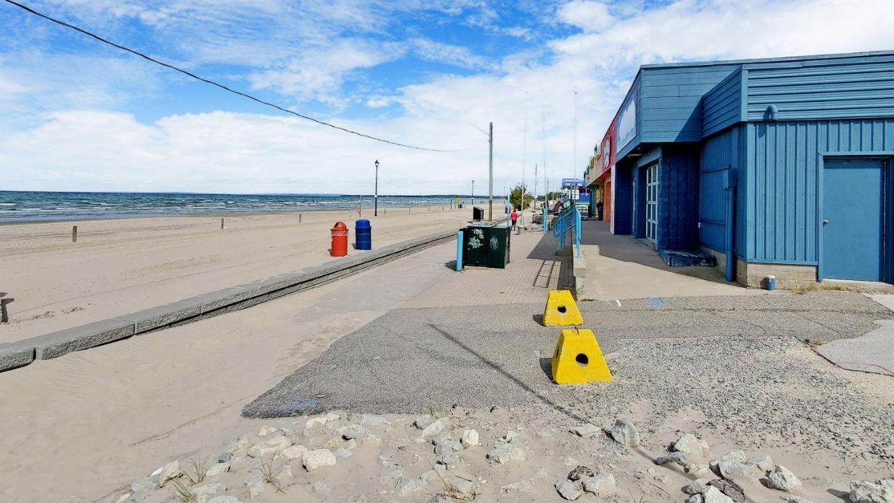 Main Beach River Retreat - Wasaga Beach 1 - Main Strip - 95 Mosley St Екстериор снимка