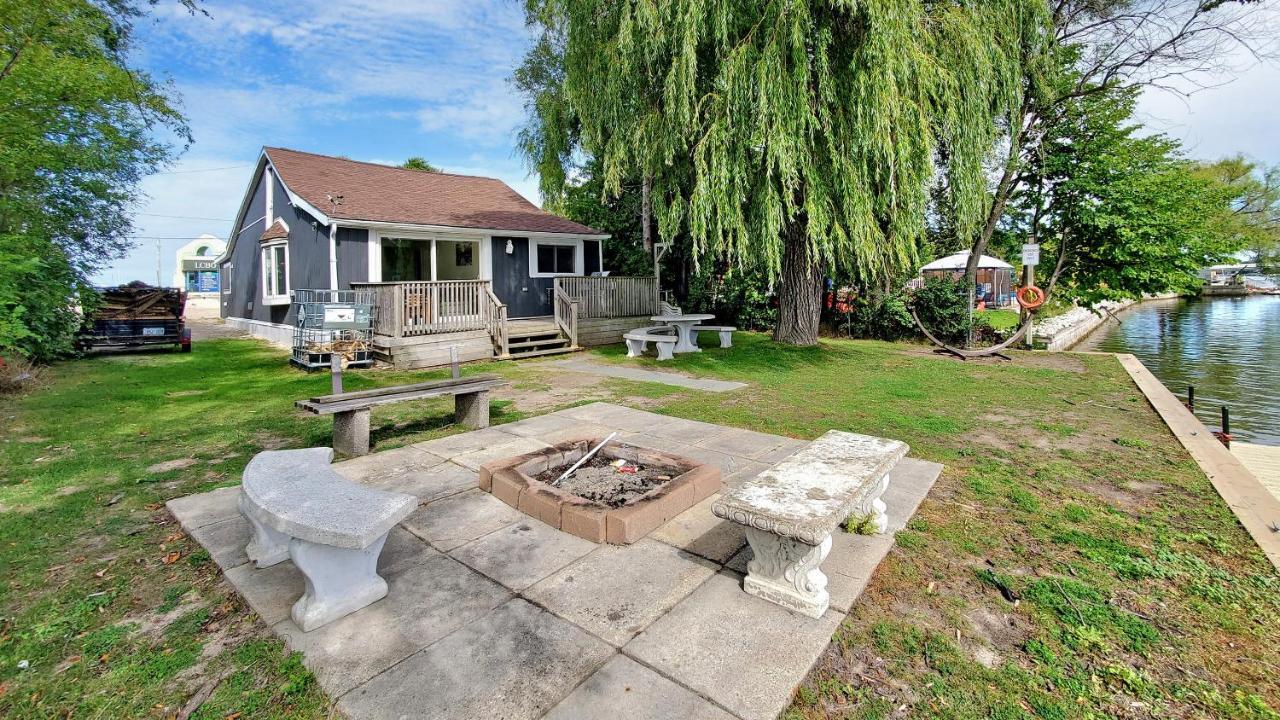 Main Beach River Retreat - Wasaga Beach 1 - Main Strip - 95 Mosley St Екстериор снимка