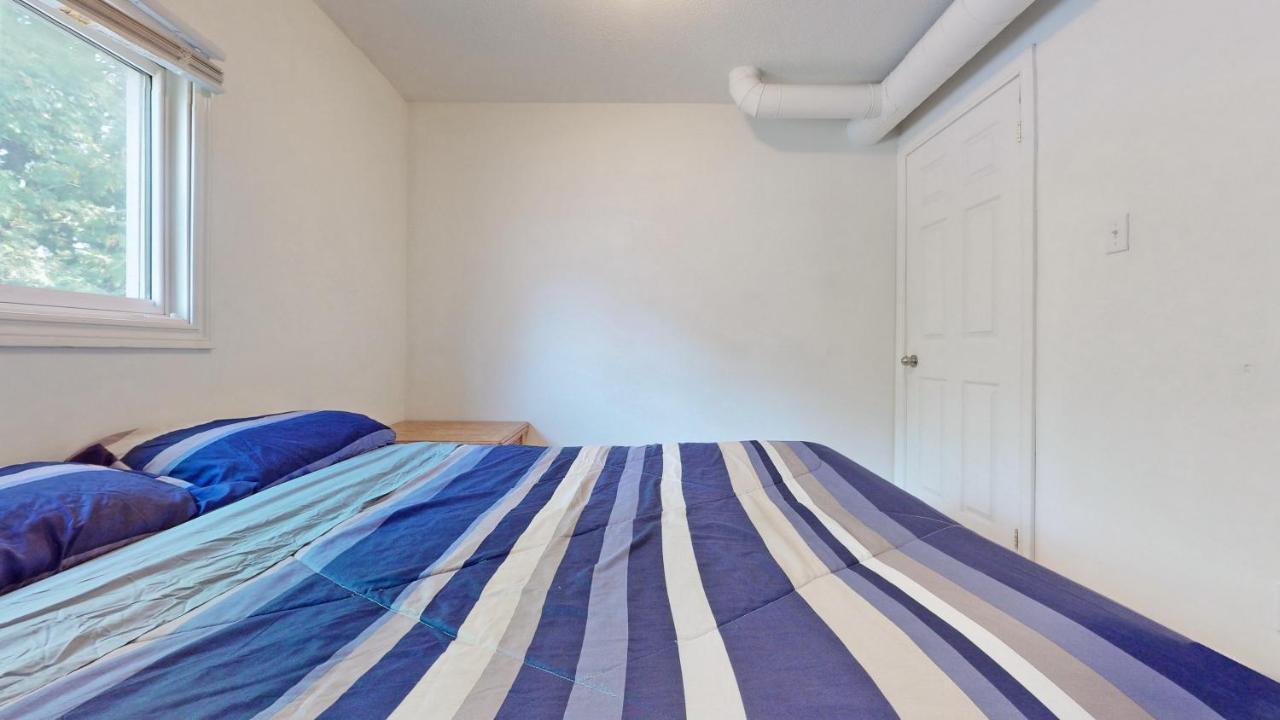 Main Beach River Retreat - Wasaga Beach 1 - Main Strip - 95 Mosley St Екстериор снимка