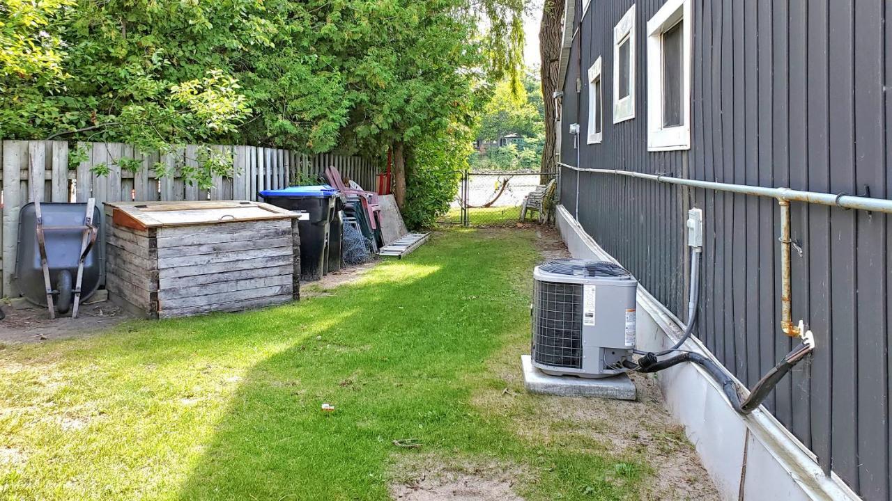 Main Beach River Retreat - Wasaga Beach 1 - Main Strip - 95 Mosley St Екстериор снимка
