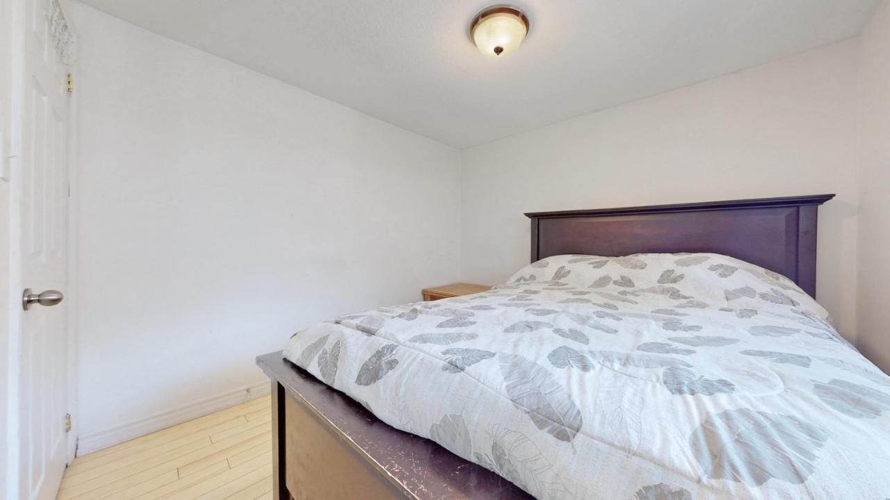 Main Beach River Retreat - Wasaga Beach 1 - Main Strip - 95 Mosley St Екстериор снимка
