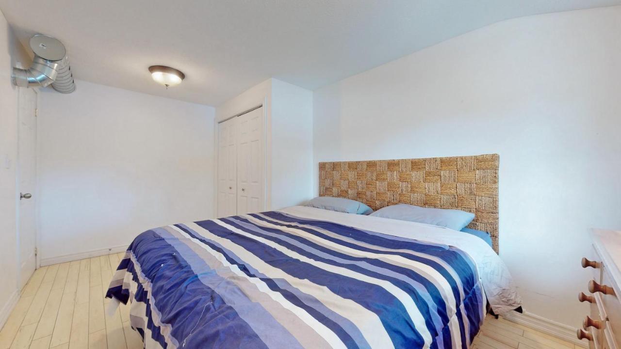 Main Beach River Retreat - Wasaga Beach 1 - Main Strip - 95 Mosley St Екстериор снимка