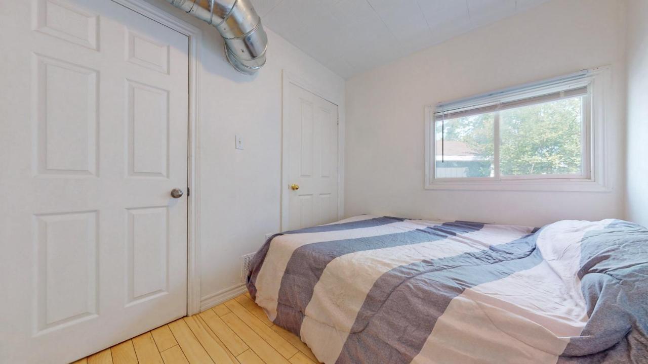 Main Beach River Retreat - Wasaga Beach 1 - Main Strip - 95 Mosley St Екстериор снимка