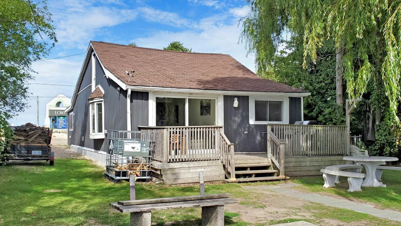 Main Beach River Retreat - Wasaga Beach 1 - Main Strip - 95 Mosley St Екстериор снимка